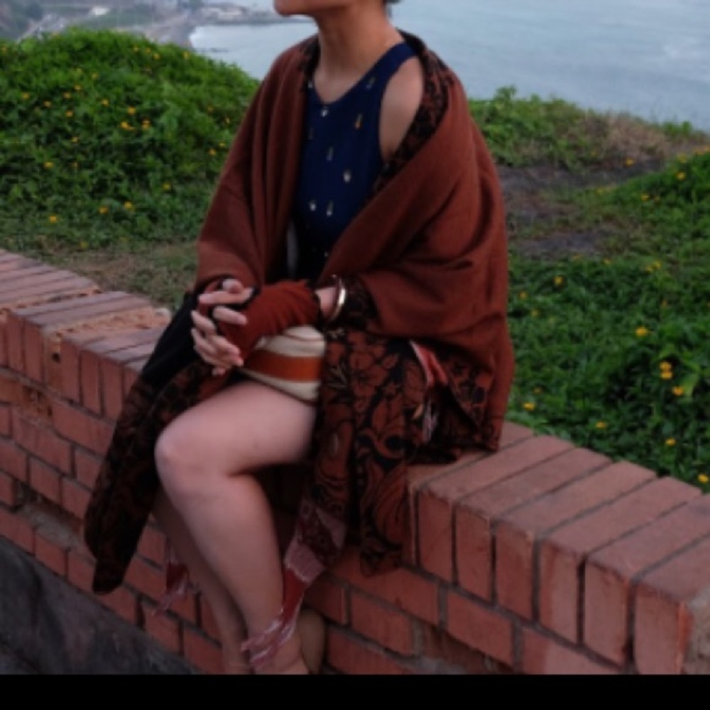 Alpaca Poncho made in Peru
